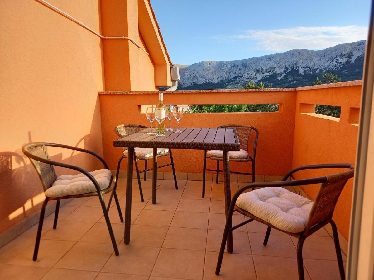 Apartment Valerija Baška Zewnętrze zdjęcie
