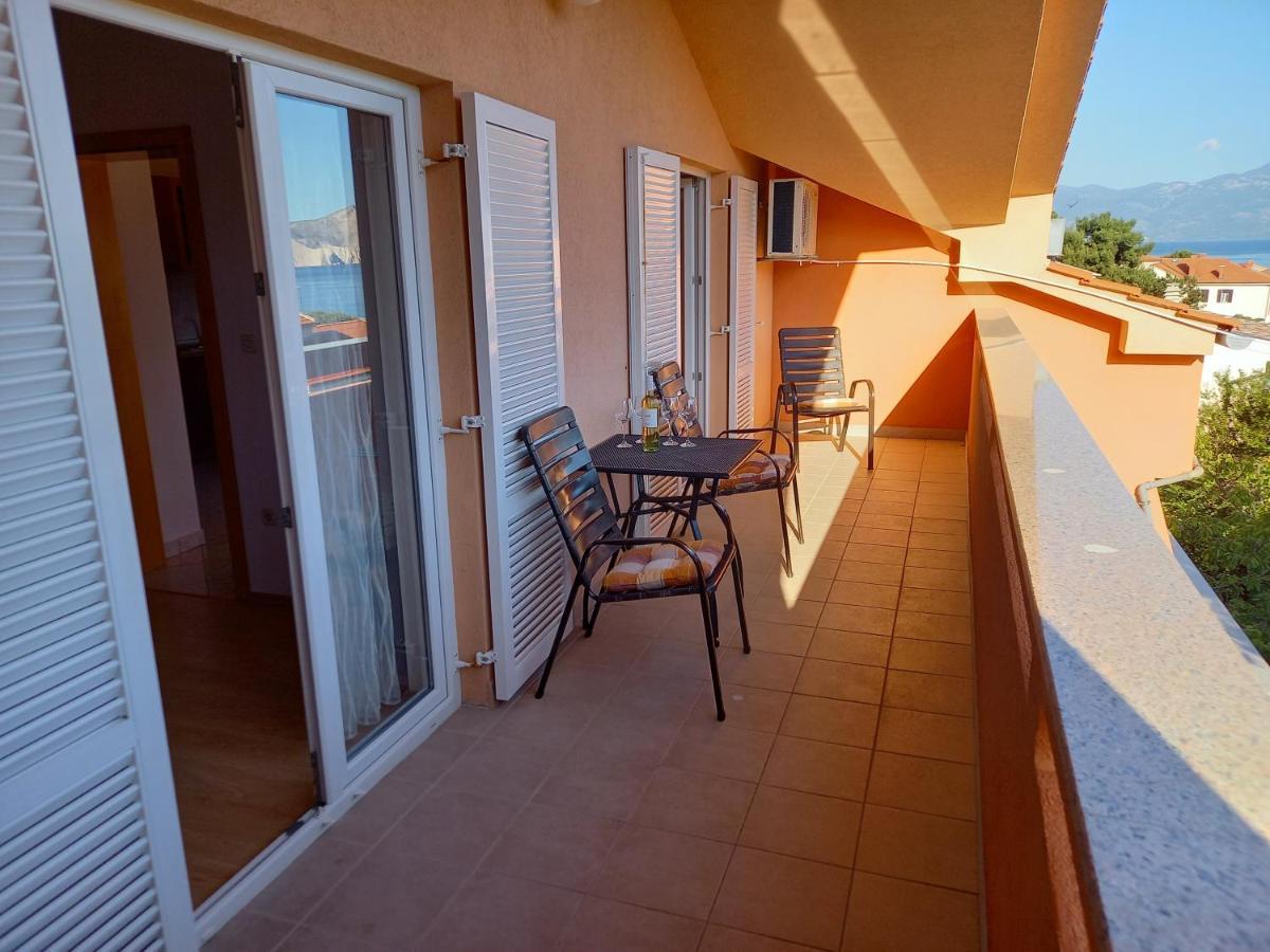 Apartment Valerija Baška Zewnętrze zdjęcie